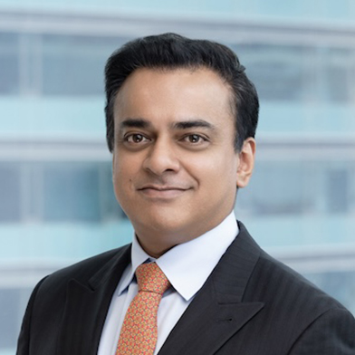 Ashish Dewan, CFA, CFP + ' ' + Stratège principal en placements